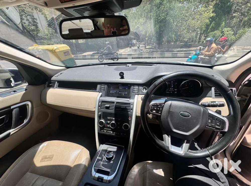 Land Rover Discovery 2017 Petrol Well Maintained