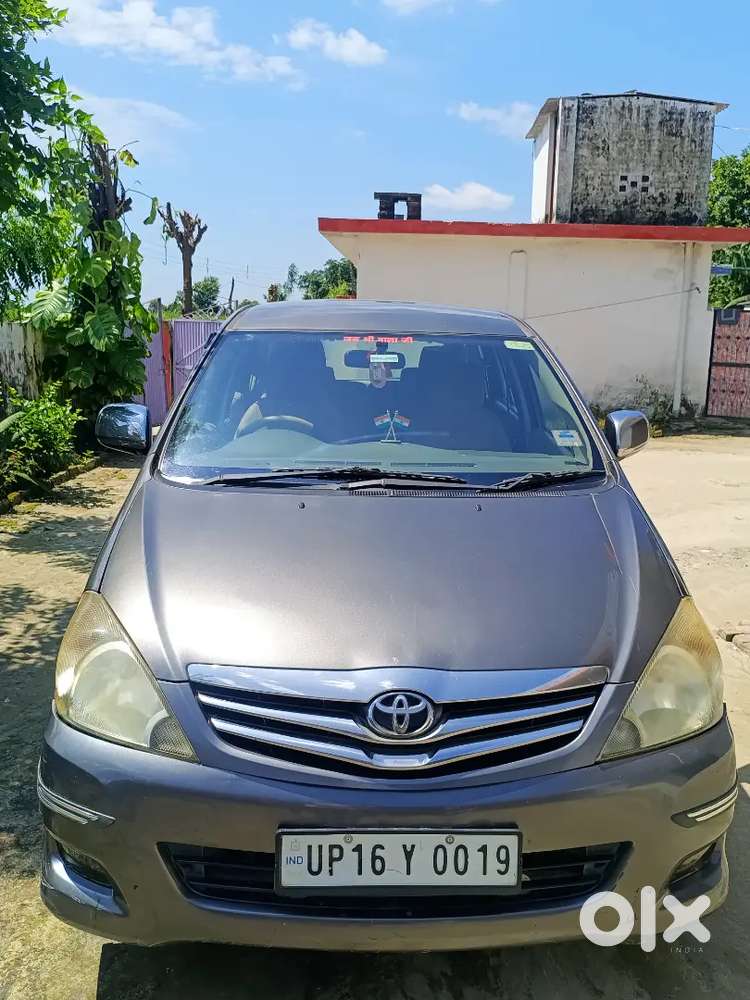 Toyota Innova 2.5 V 2009, Validity Extended For 5 Year.