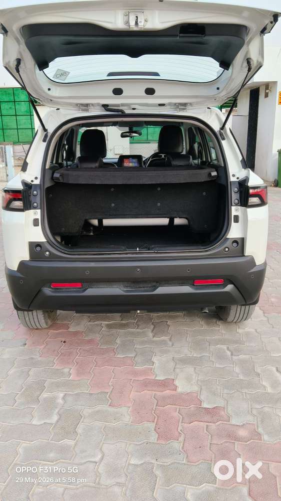 Maruti Suzuki Vitara Brezza 1.5 Vxi, 2023, Cng & Hybrids