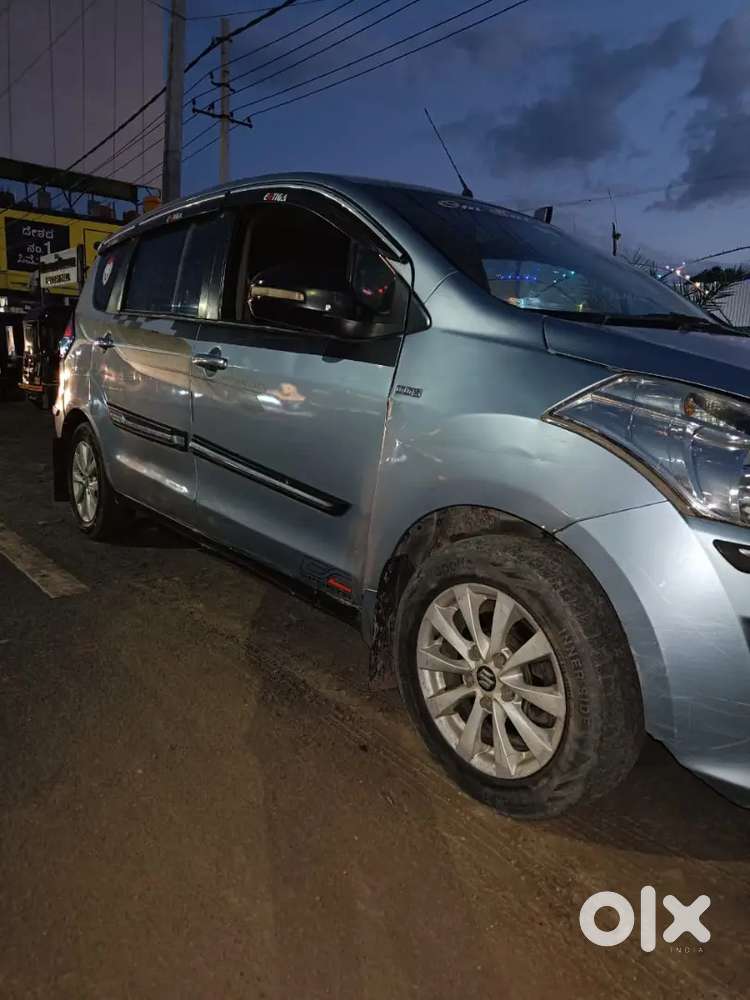 Maruti Suzuki Ertiga Zdi 2012