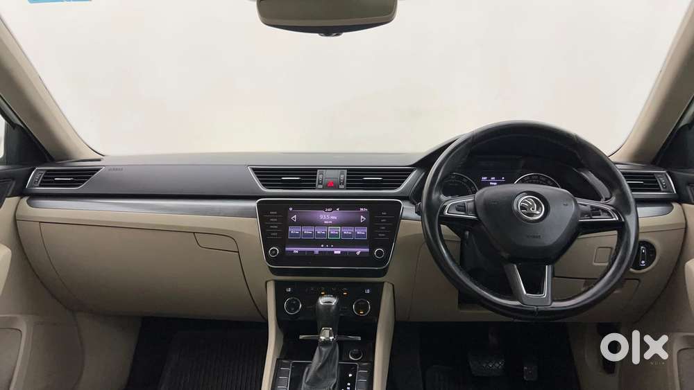 Skoda Superb [ ] 1.8 Style Tsi At, 2017, Petrol