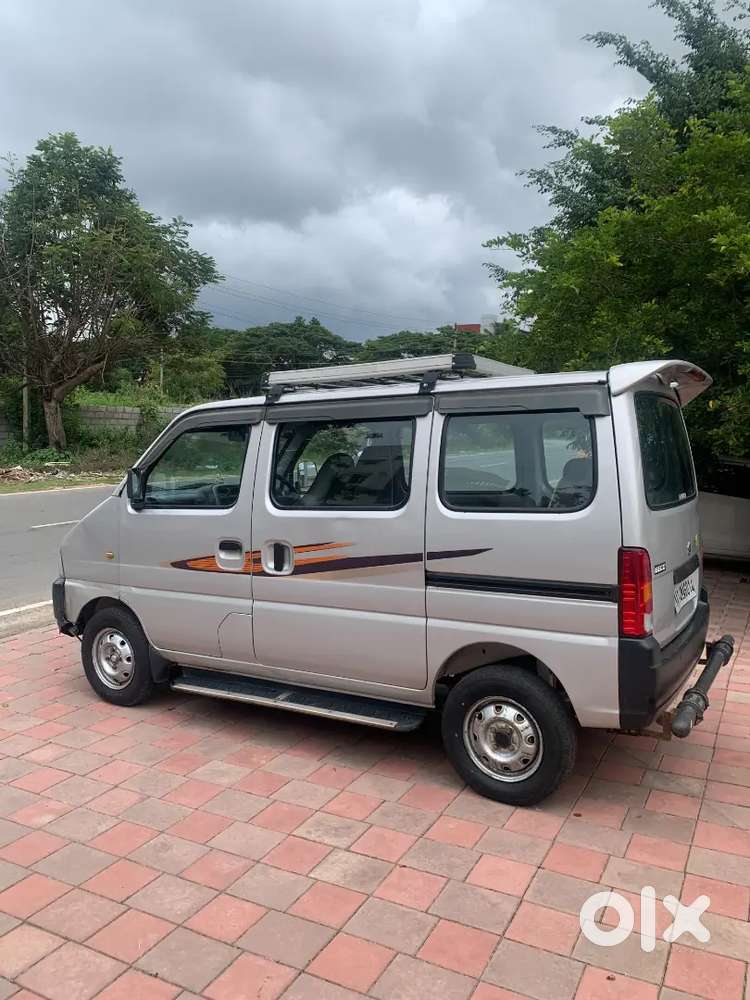 Maruti Suzuki Eeco 2022 Variant Smiles
