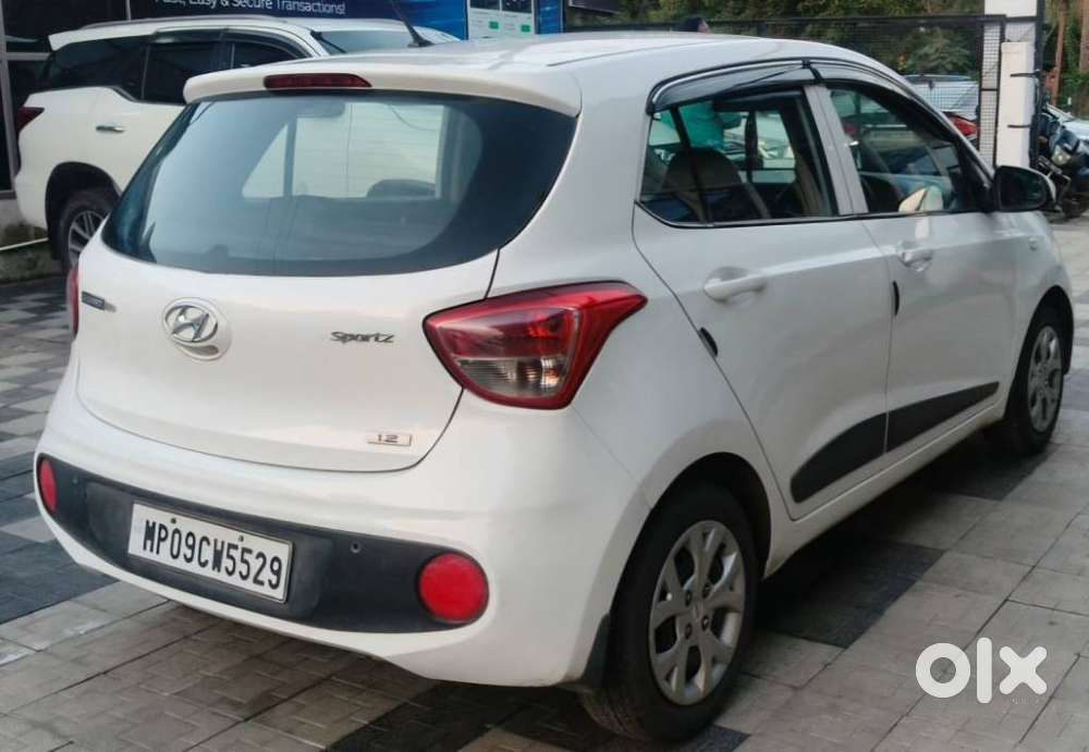 Hyundai Grand I10 Sportz Edition, 2017, Petrol
