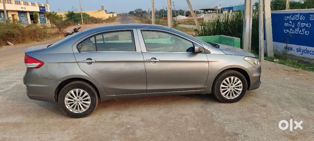 Maruti Suzuki Ciaz 2016 Zdi Plus, Push Start Button