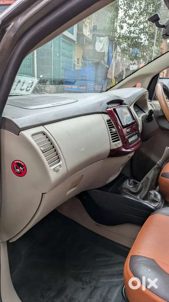 Toyota Innova V Model Best Condition