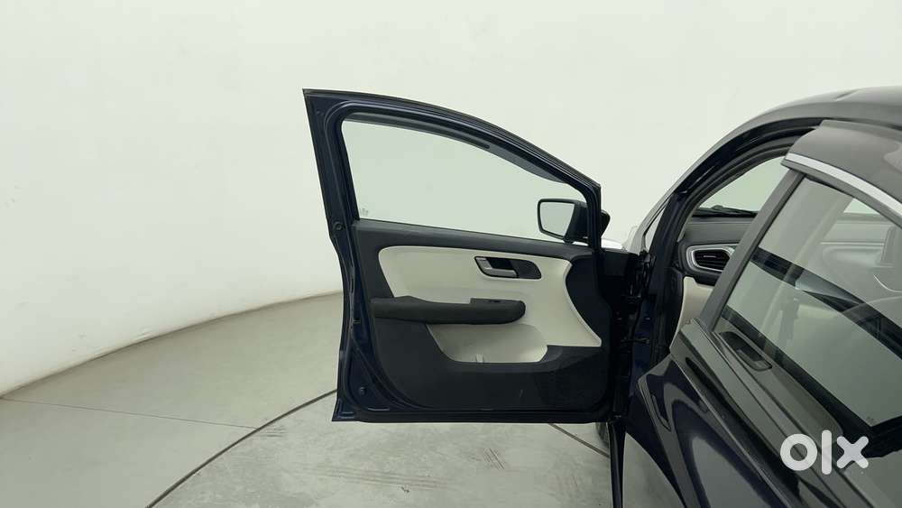 Tata Altroz Xz Plus (s) Diesel, 2023, Diesel