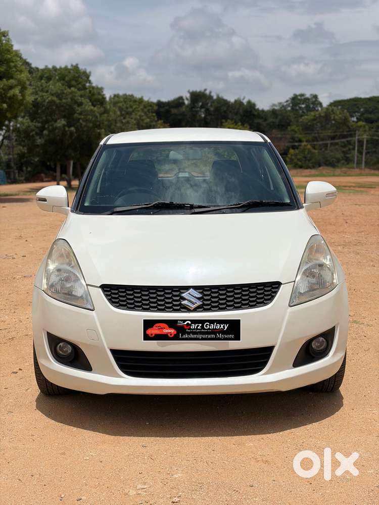Maruti Suzuki Swift Vxi Optional, 2012, Petrol