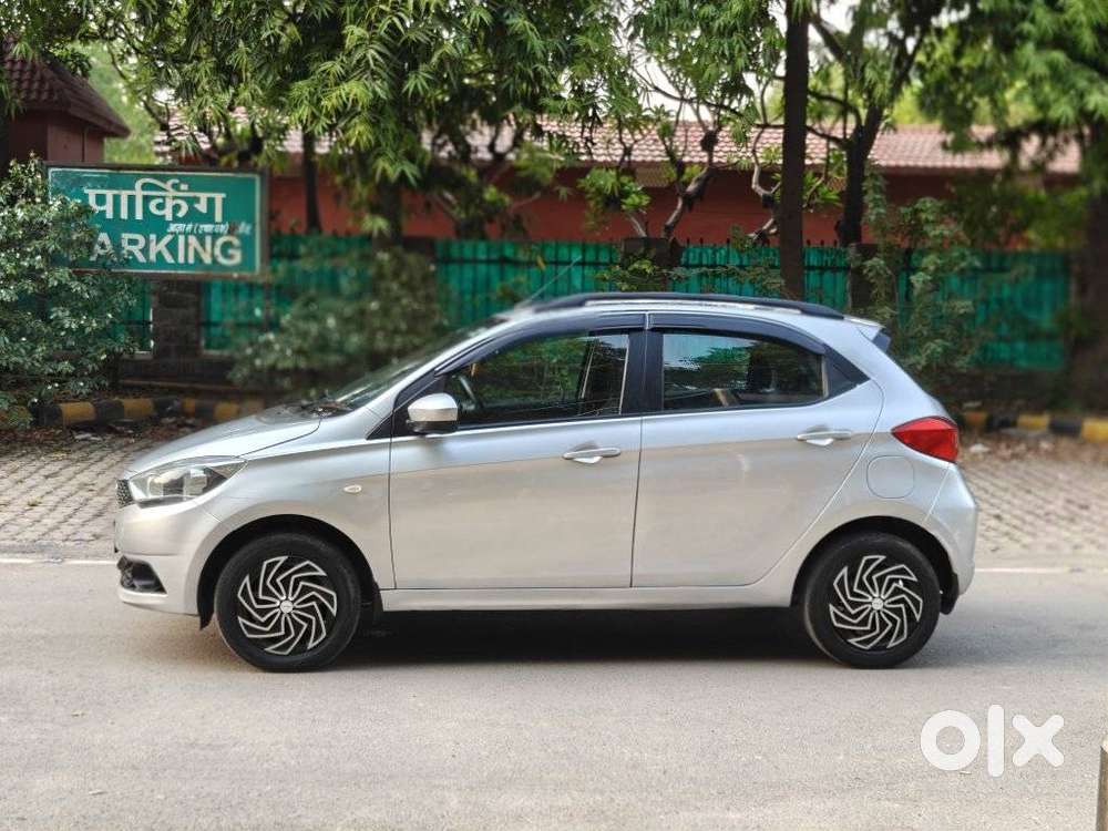 Tata Tiago 1.2 Revotron Xt Rhythm, 2017, Petrol