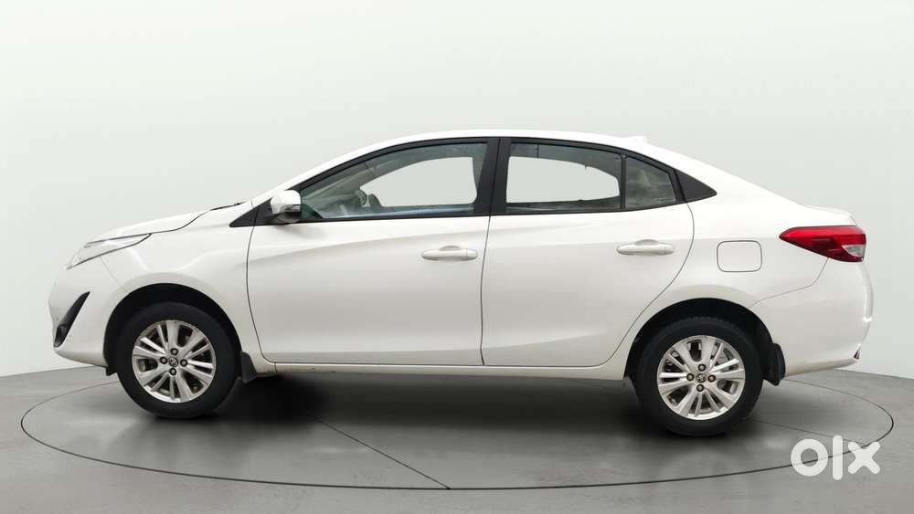 Toyota Yaris G Cvt, 2020, Petrol