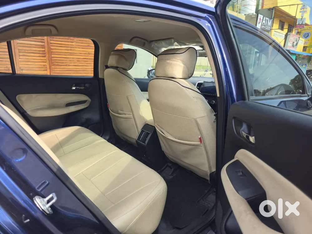 Honda City 1.5 V 2023