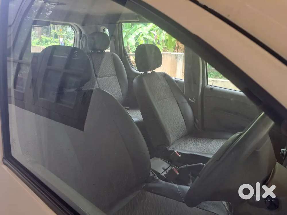 Mahindra Quanto 2012