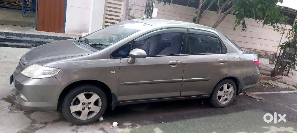 Honda City Zx 2006 Petrol Well Maintained