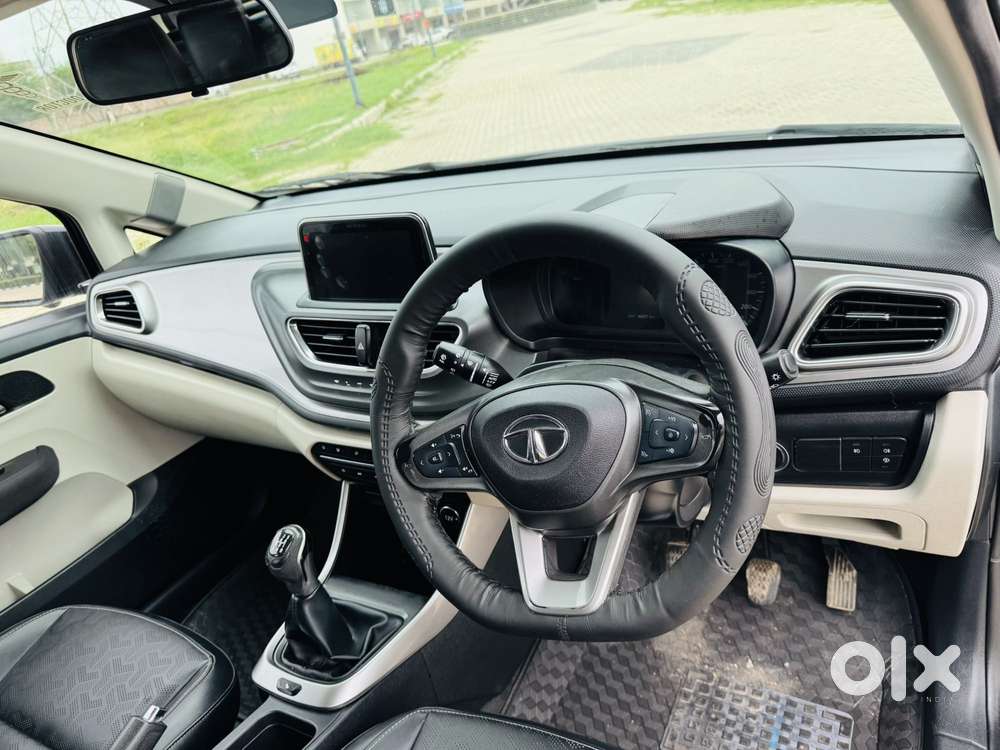 Tata Altroz 1.2 Xma Plus, 2021, Petrol