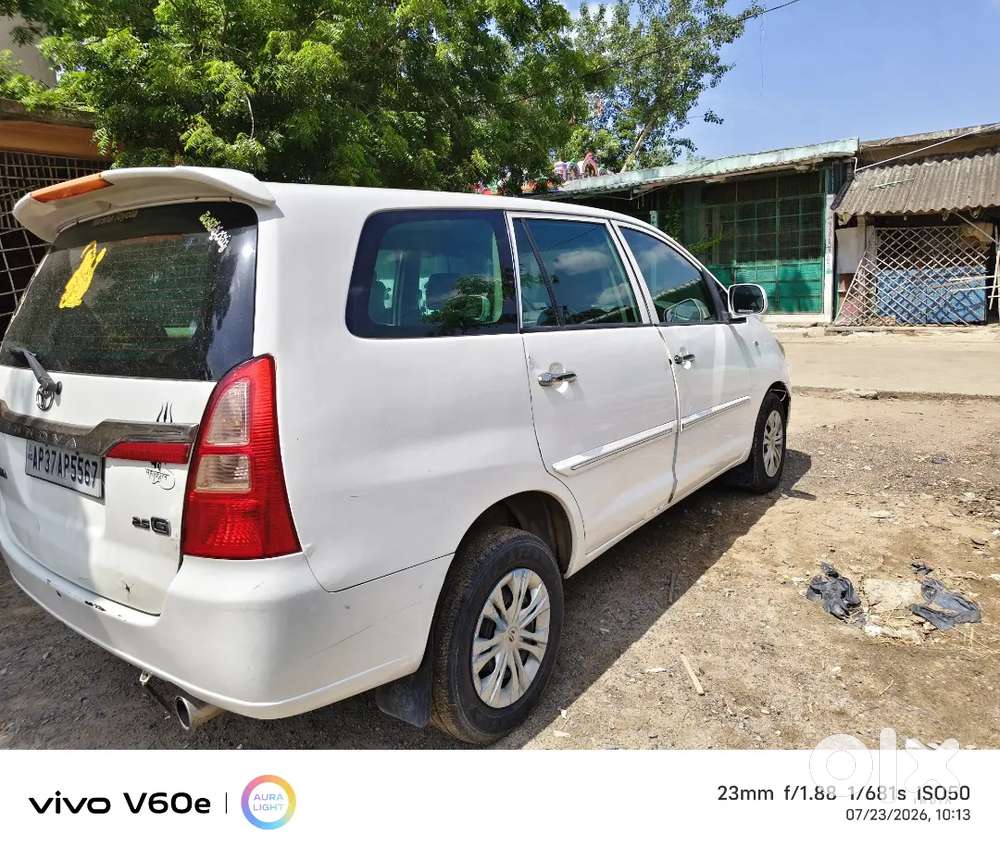 Toyota Innova Hycross Gx 2006
