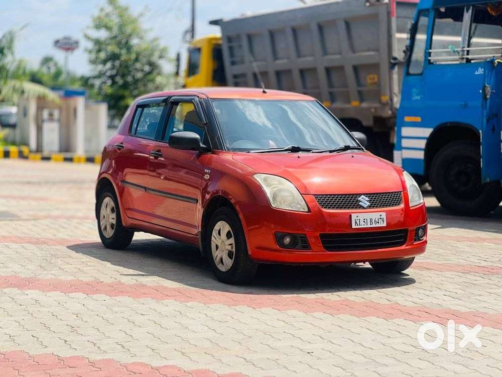 Maruti Suzuki Swift 1.2 Vxi (o), 2011, Petrol