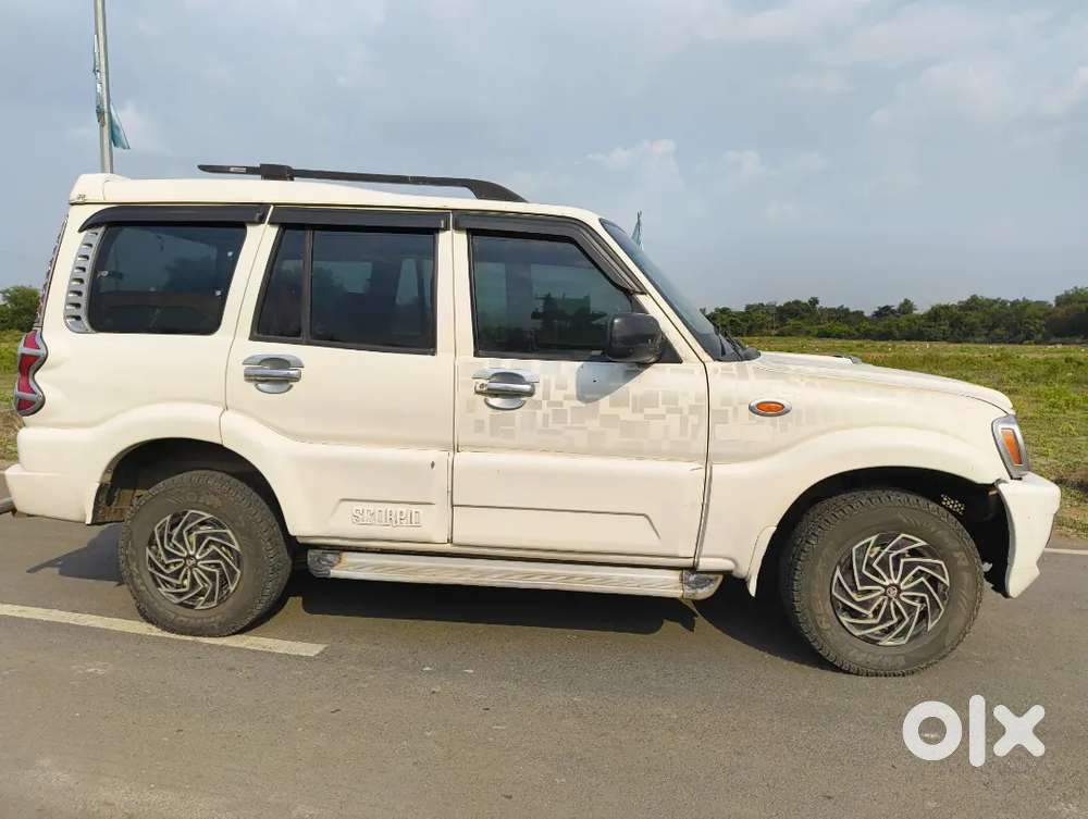 Mahindra Scorpio M2diiii 2013
