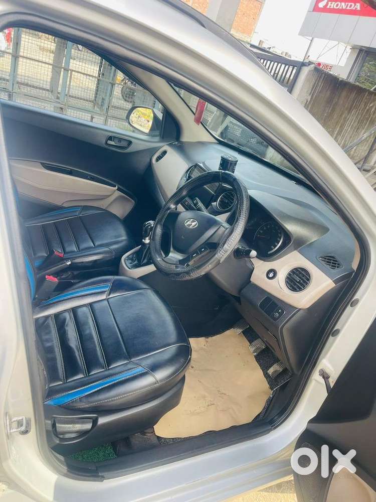 Hyundai Grand I10 Sports 1.1 Diesel All Original Gadi H Urgent Sale .