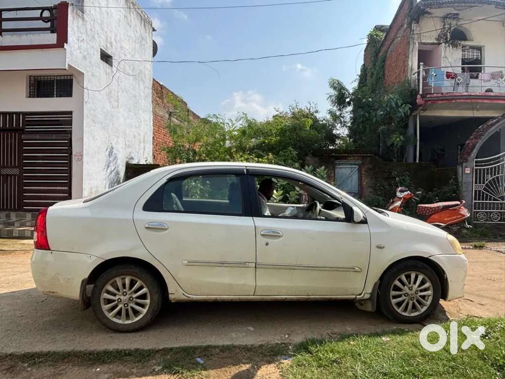 Toyota Etios 1.5 Vx, 2013, Petrol