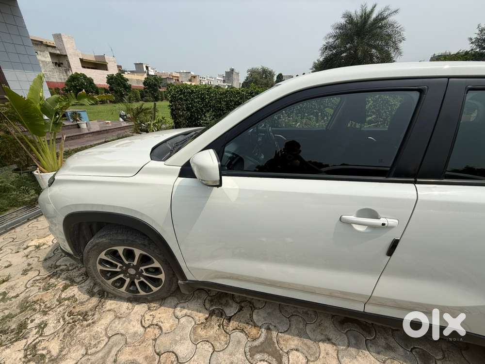 Maruti Suzuki Grand Vitara 2023 Petrol Well Maintained