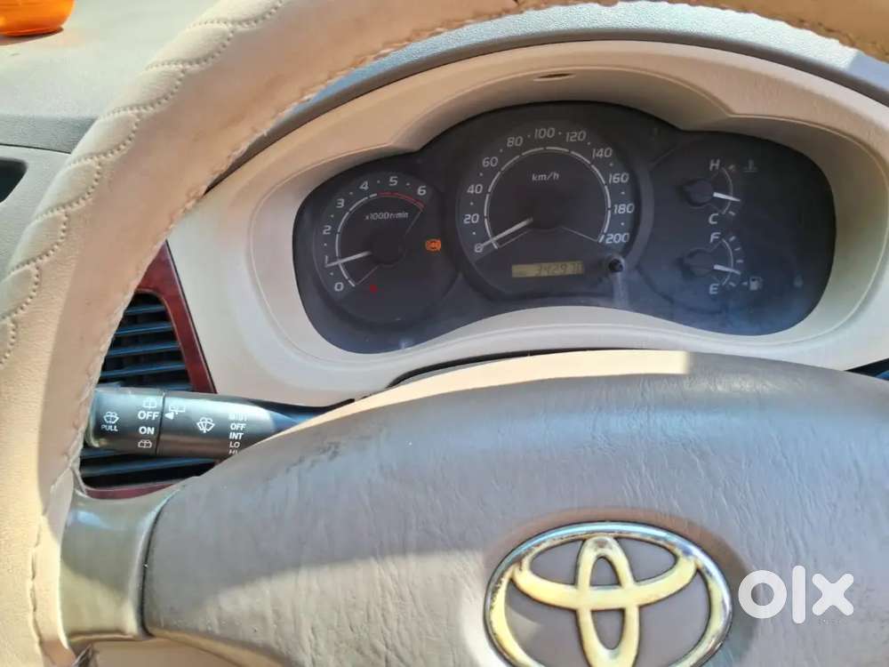 Toyota Innova 2006 Diesel Well Maintained