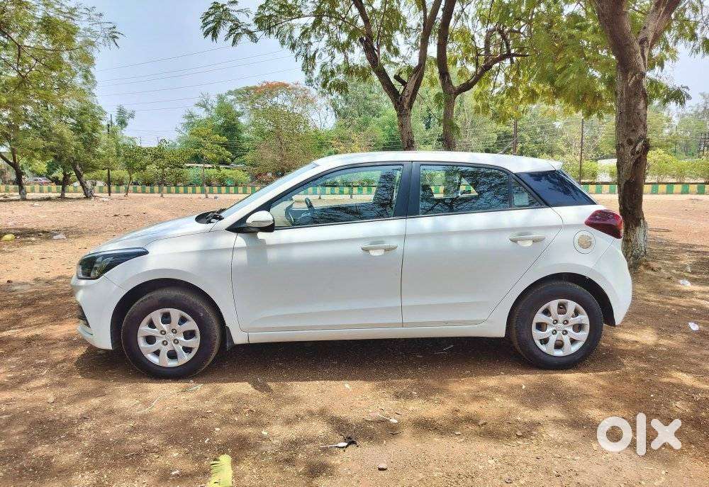 Hyundai I20 Sportz 1.2 Vtvt, 2019, Petrol