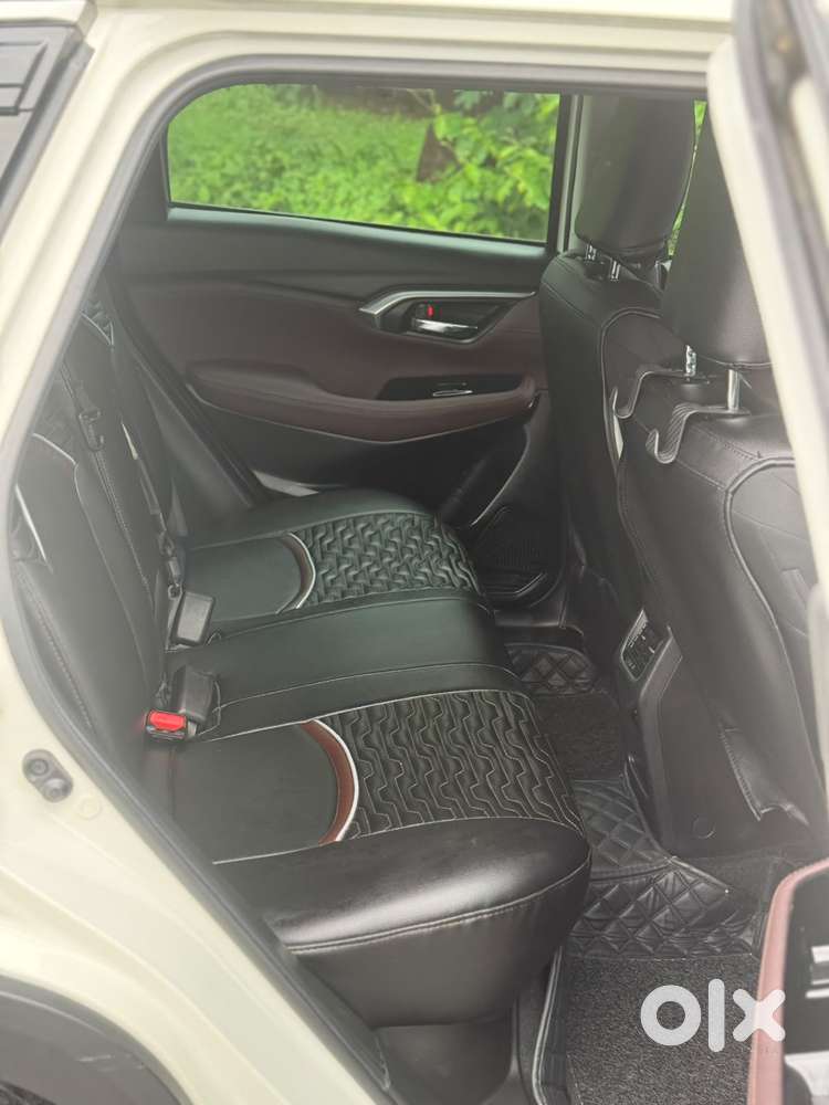 Maruti Suzuki Grand Vitara 1.5 Zeta Smart Hybrid At, 2023, Petrol