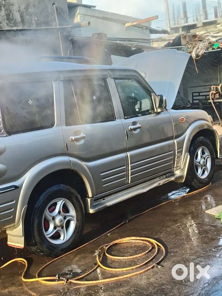 Mahindra Scorpio 2007 Diesel Silver  5 Yrs Passing  1-year Insurance
