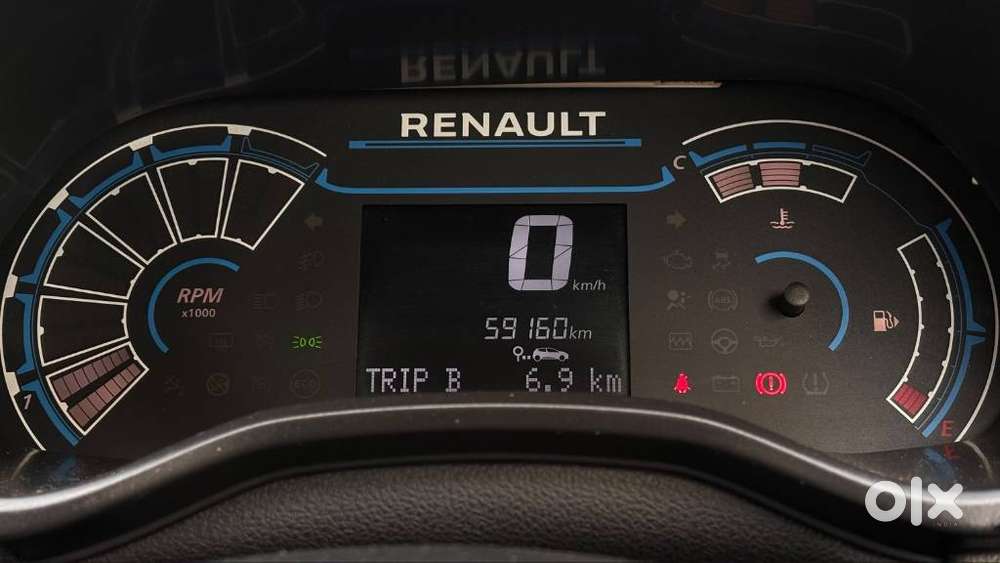 Renault Triber Rxt, 2022, Petrol