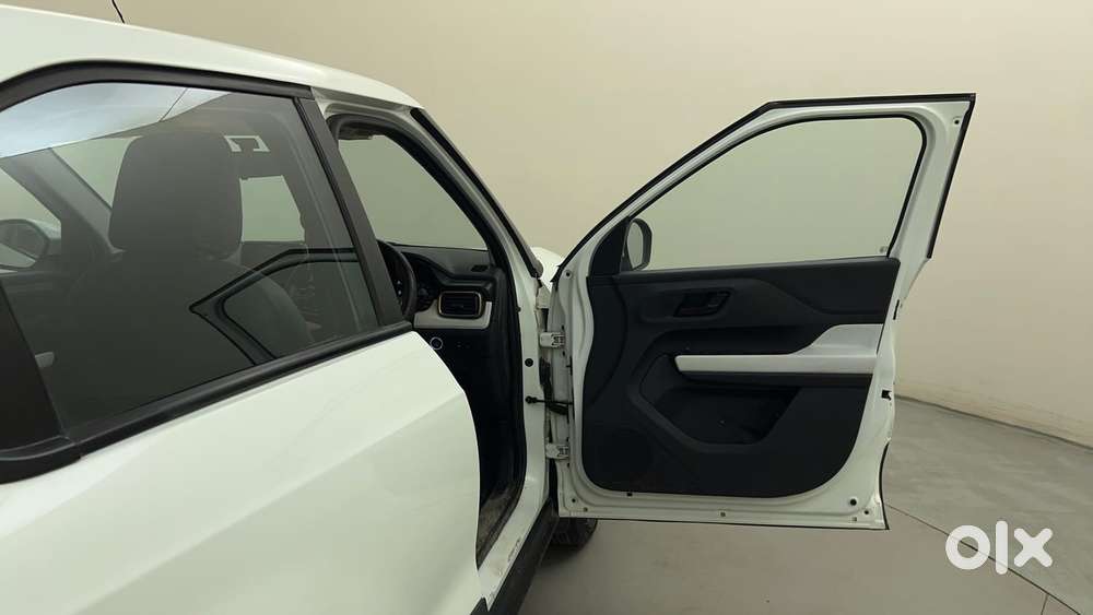 Tata Punch Accomplished, 2023, Petrol