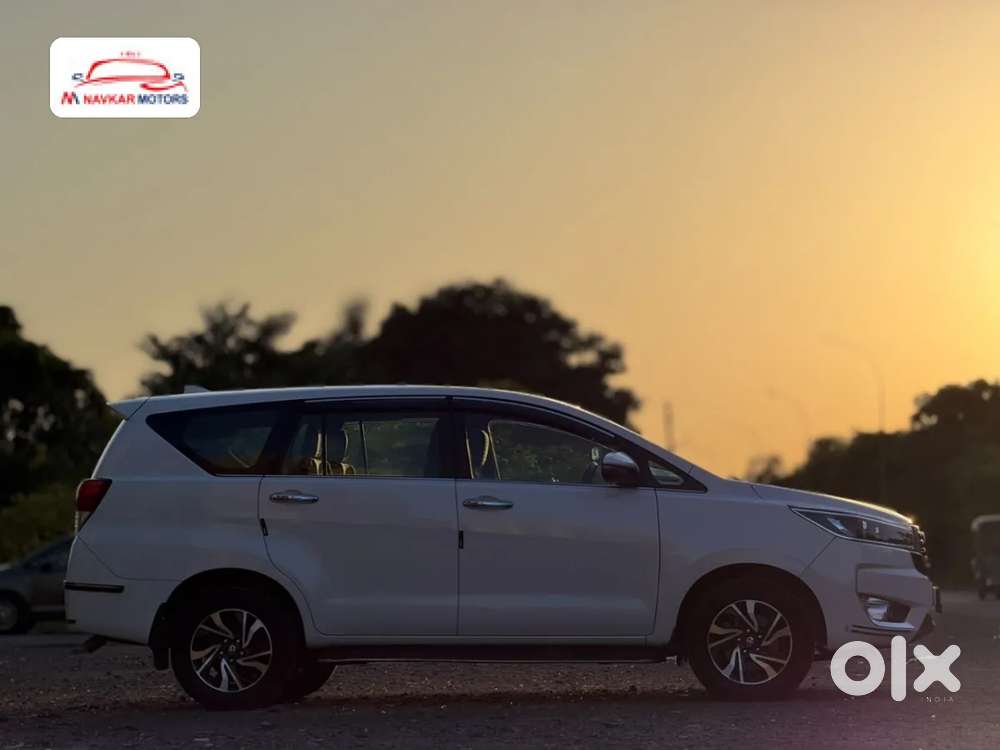 Toyota Innova Crysta [2020-ongoing] 2.4 Vx 7 Str, 2023, Diesel