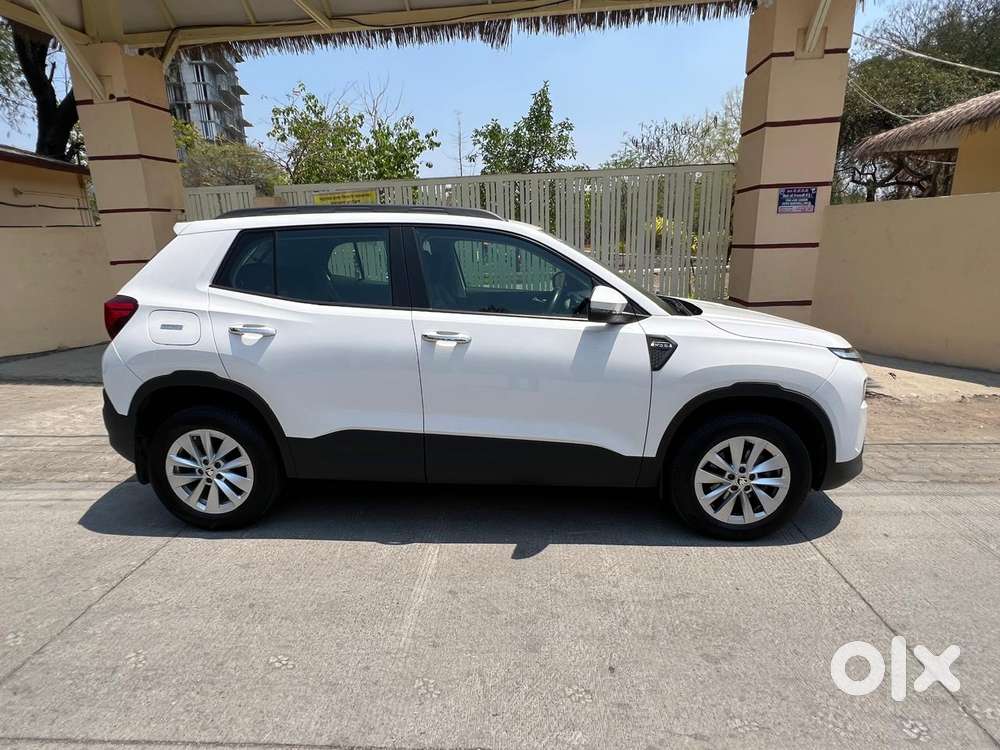 Skoda Kylaq Signature Plus At, 2025, Petrol