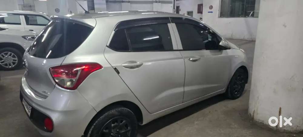 Hyundai Grand I10 2017 Cng & Hybrids 890000 Km Driven