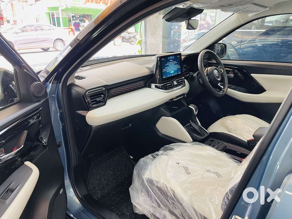 Maruti Suzuki Victoris Others, 2025, Petrol