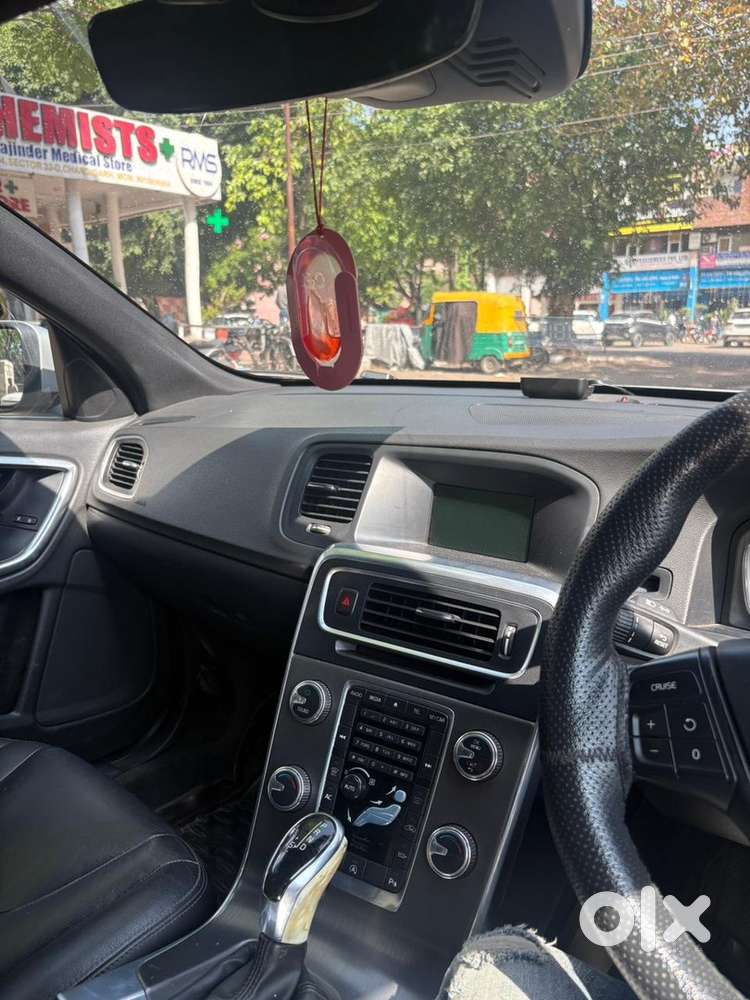 Volvo S60 Diesel 2016 Km Driven