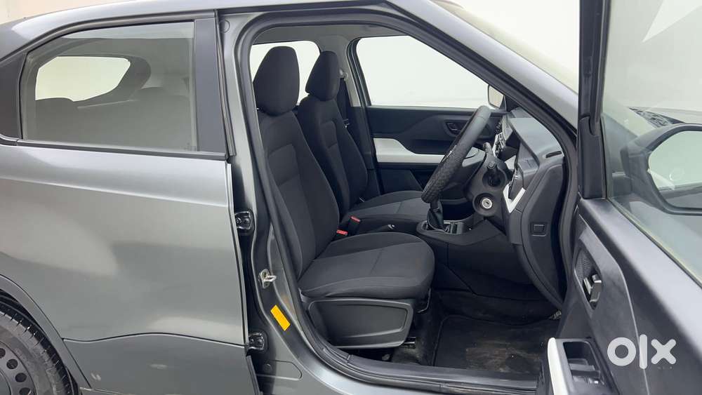 Tata Punch Pure, 2022, Petrol