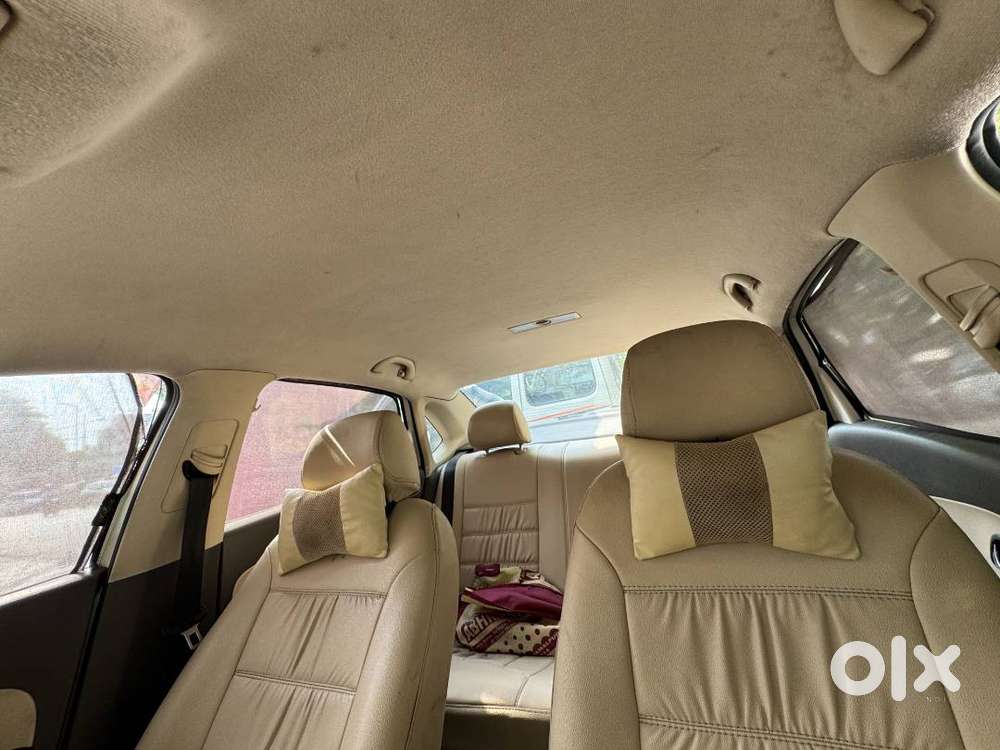Premium German Car Limited Edition Model Vw Vento Ipl Edition