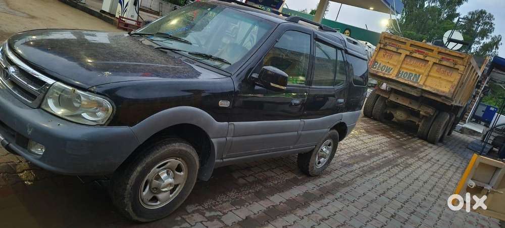Tata Safari