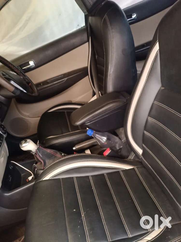 Hyundai I20 1.2 Sportz 2014