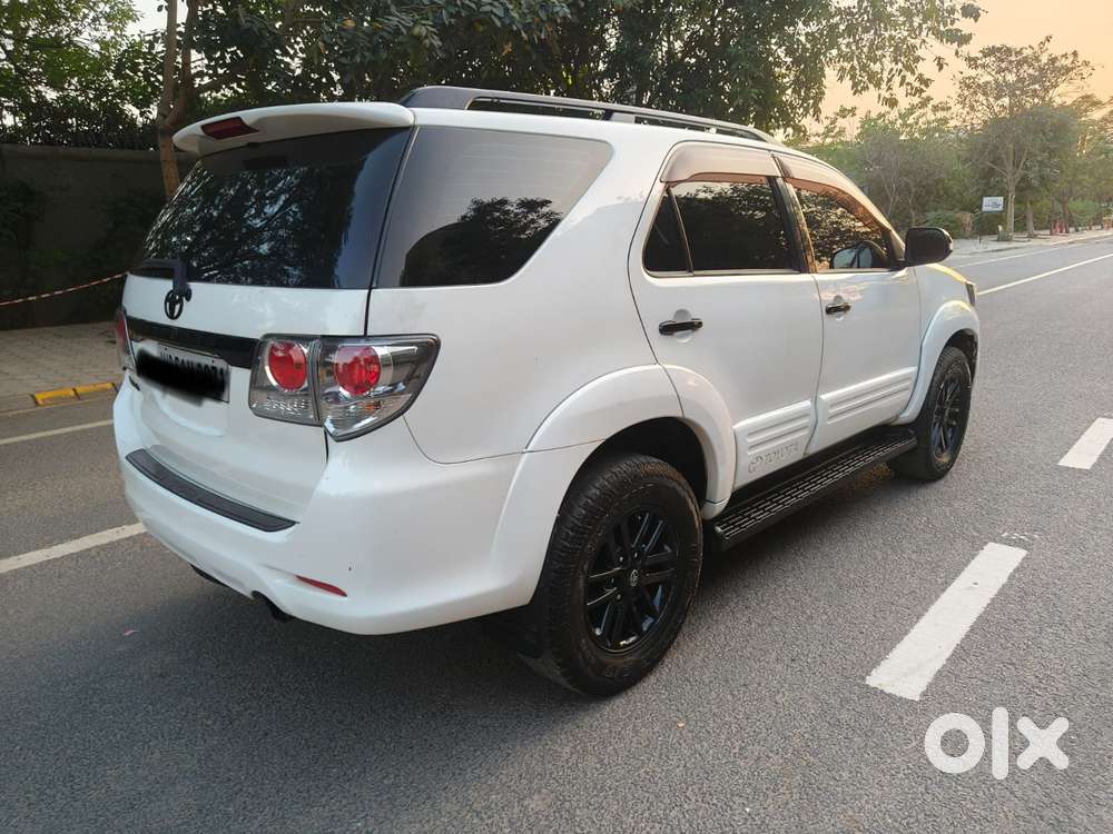 Toyota Fortuner 3.0 4x2 Mt, 2012, Diesel