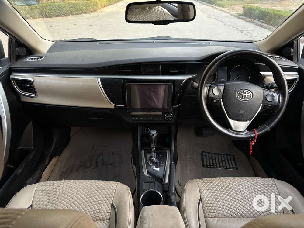 Toyota Corolla Altis [2014-2017] 1.8 G Cvt, 2016, Petrol