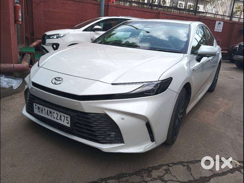 Toyota Camry Hybrid, 2024, Petrol