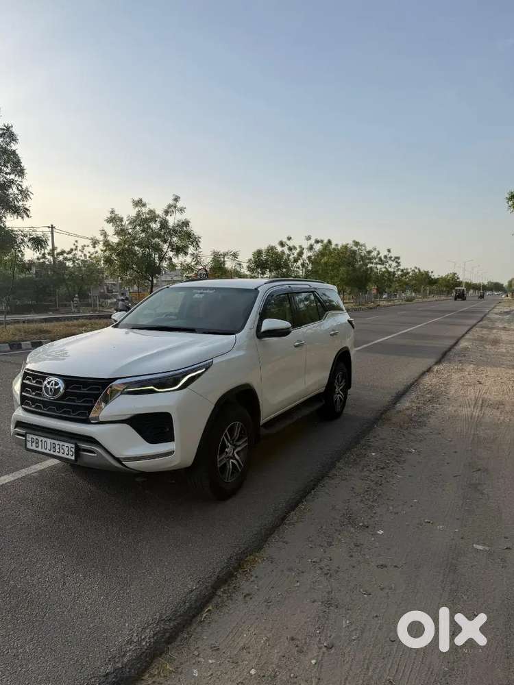 Toyota Fortuner Diesel 2024