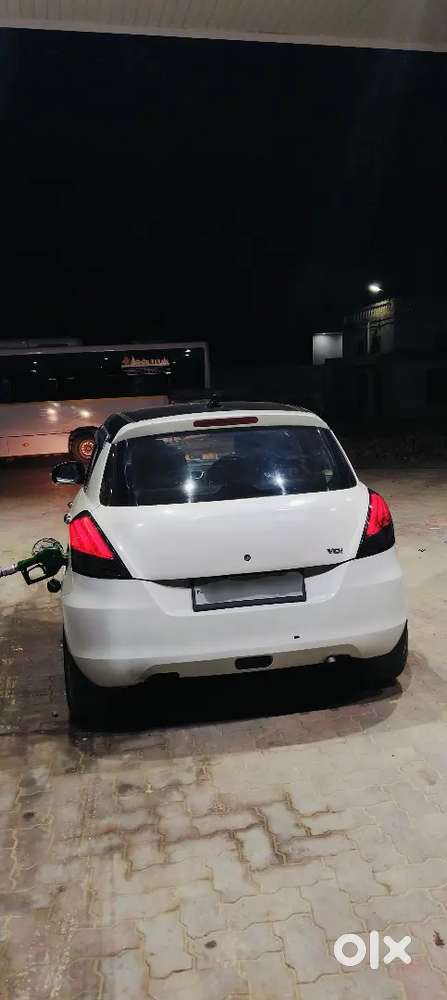 Maruti Suzuki Swift 2015