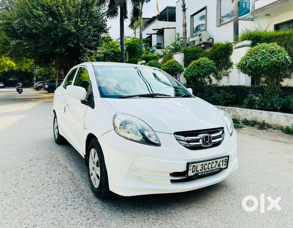 Honda Amaze 2015 Petrol Well Maintained
