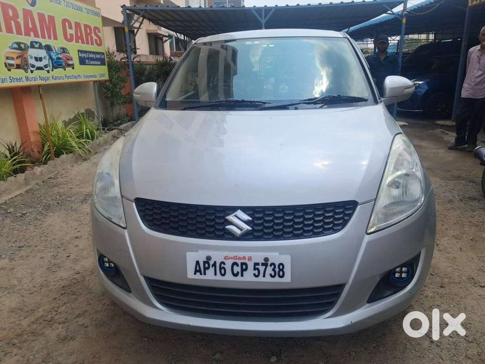 Maruti Suzuki Swift Vvt Zxi, 2013, Petrol