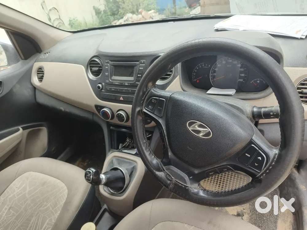 Hyundai Xcent 2016