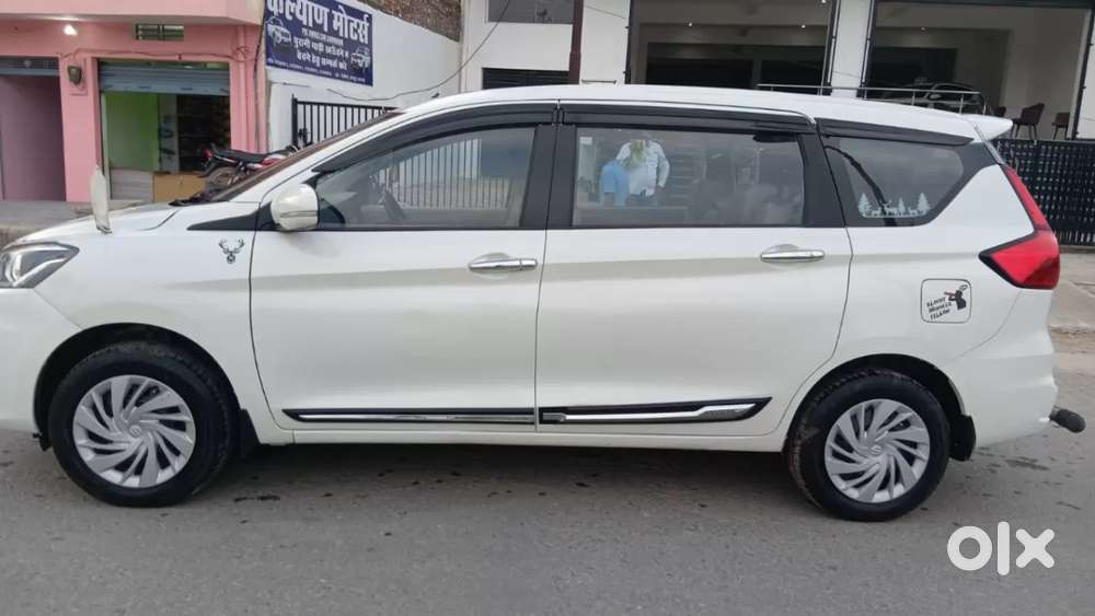 Maruti Suzuki Ertiga Vxi Cng, 2024, Cng & Hybrids