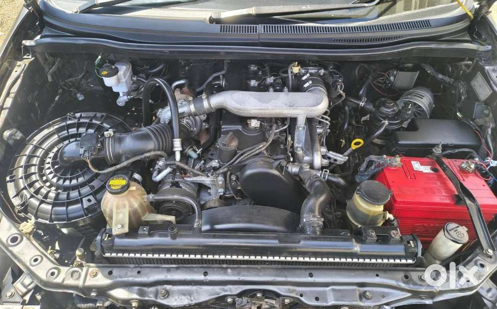 Toyota Innova 2.5 G (diesel) 8 Seater, 2011, Diesel