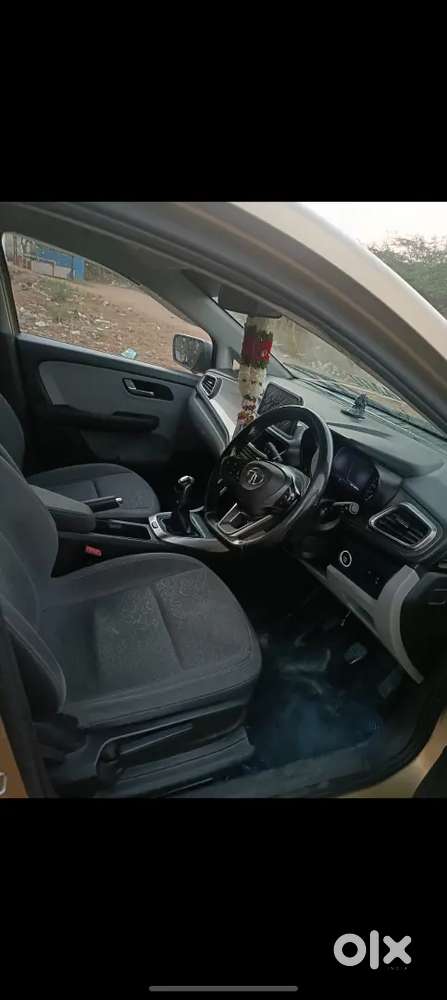 Tata Altroz Top End Petrol Model Available For Sale
