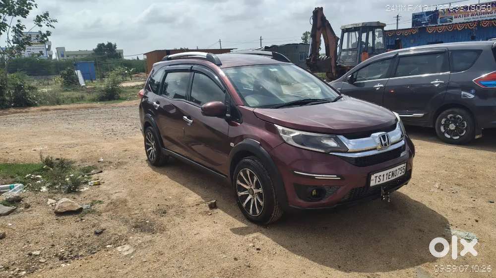 Honda Br-v Petrol Car 2017